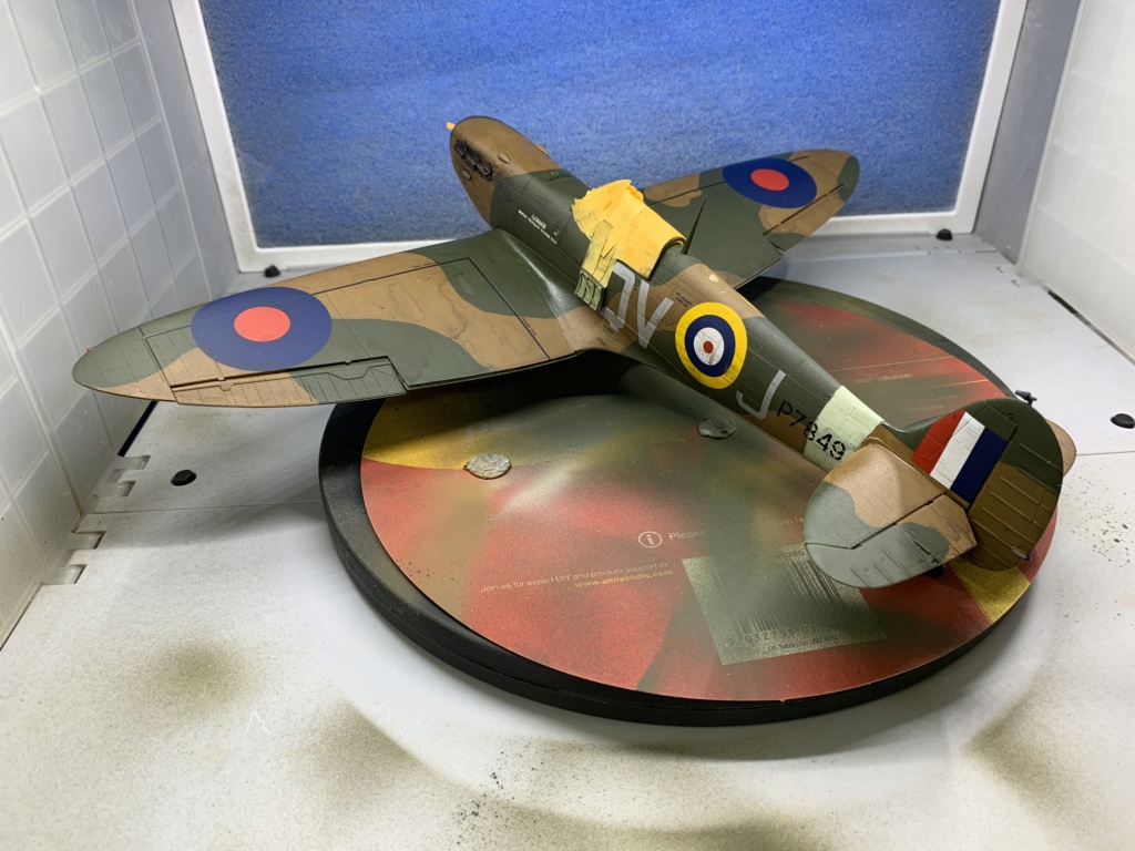 Spitfire Mk. IIa 1/32 Revell - Page 4 Img_5011