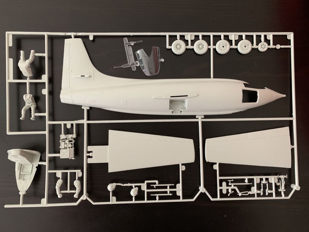 Bell X-1 Supersonic - Vol de Chuck Yeager 1947 - Revell 1/32 Img_5329