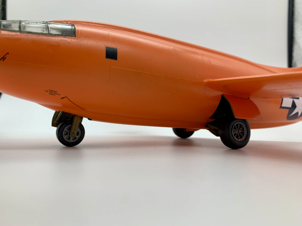 Bell X-1 Supersonic - Vol de Chuck Yeager 1947 - Revell 1/32 Img_5854