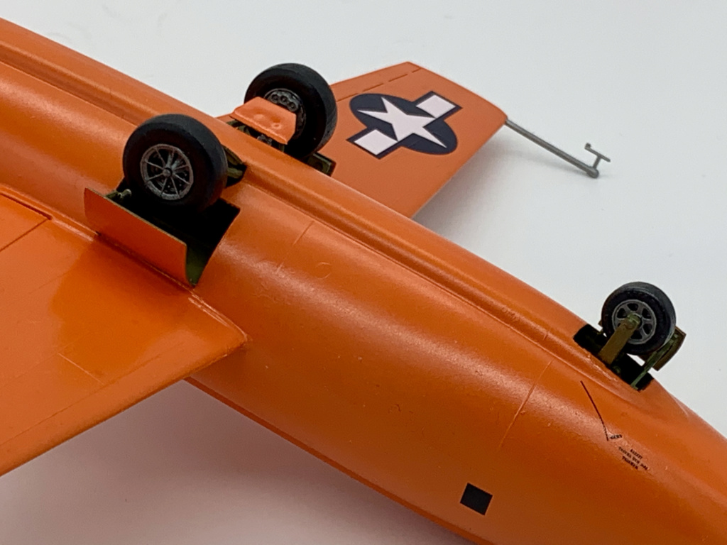 Bell X-1 Supersonic - Vol de Chuck Yeager 1947 - Revell 1/32 Img_5855