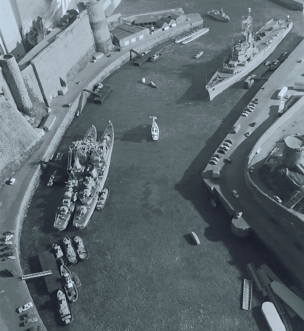 Dio : Port militaire de Brest fin années 60 [scratch 1/400°] de Tomcat - Page 2 Scree190
