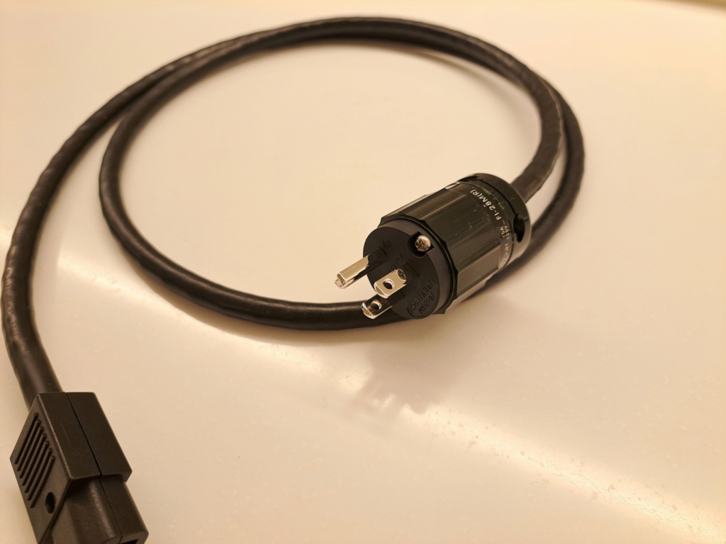 original Burmester Power Cable with new Furutech FI-28M(R) Rhodium plated power plug  - Made in Berlin 20230295