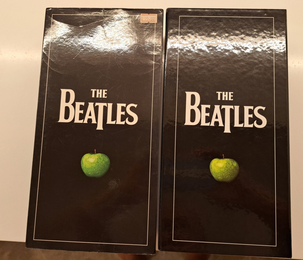 The Beatles - 17 Disc Box Set. 2009 EMI Records Remastered. Made in USA 20230370