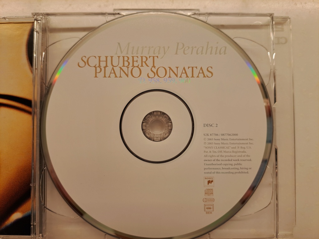 Murray Perahia, piano / Schubert: Piano Sonatas D. 958, 959, 960 (2-CD Set). 2003 Sony Music. 20230482