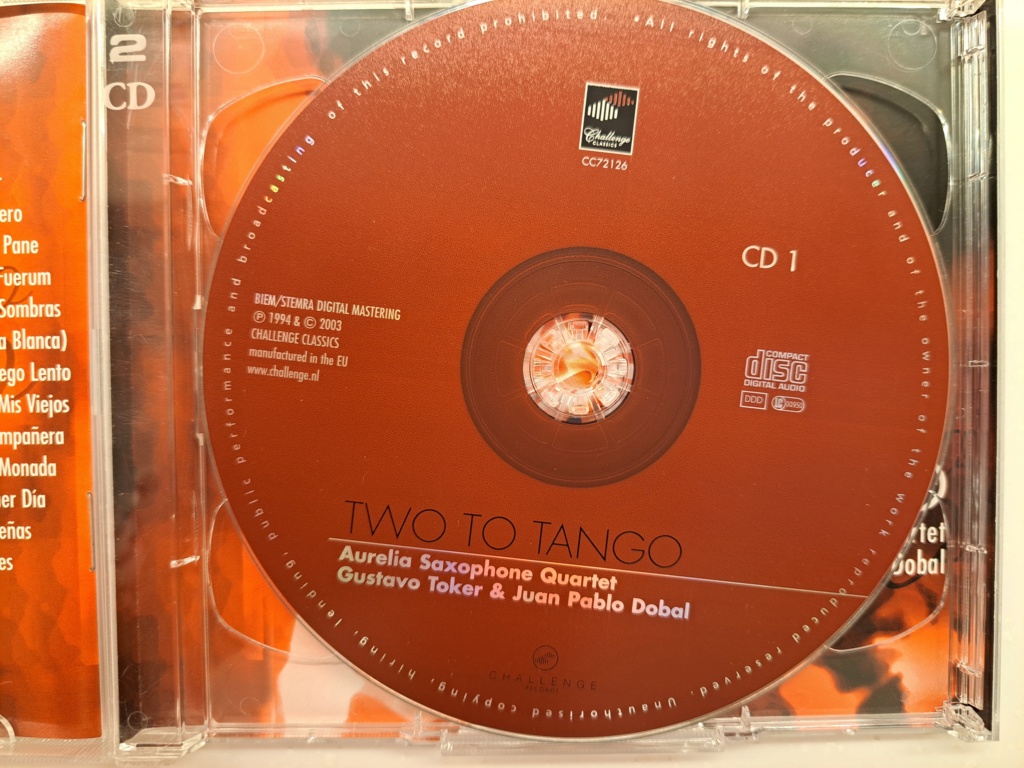 Two To Tango - Aurelia Saxophone Quartet & Toker Aurelia Saxophone Quartet - Gustavo Toker. 2 CDs. 2003 Challenge Classics. Made in the Netherlands 20230536