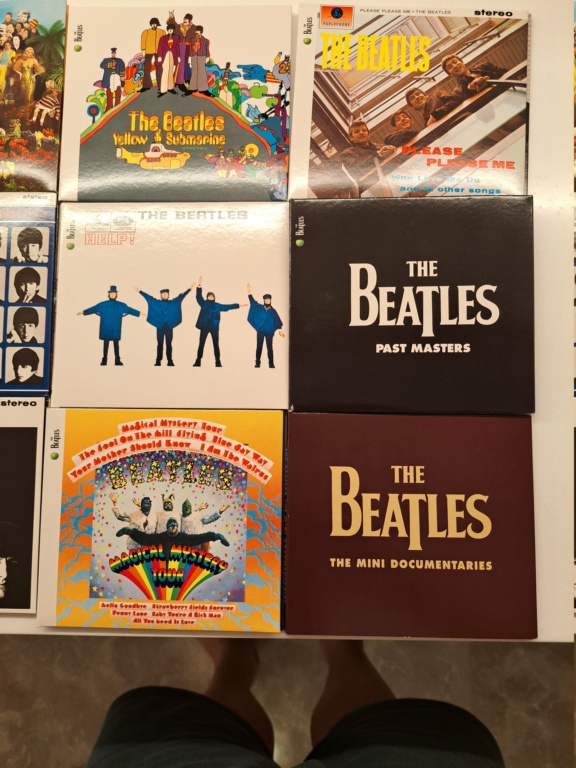 The Beatles - 17 Disc Box Set. 2009 EMI Records Remastered. Made in USA 20230872