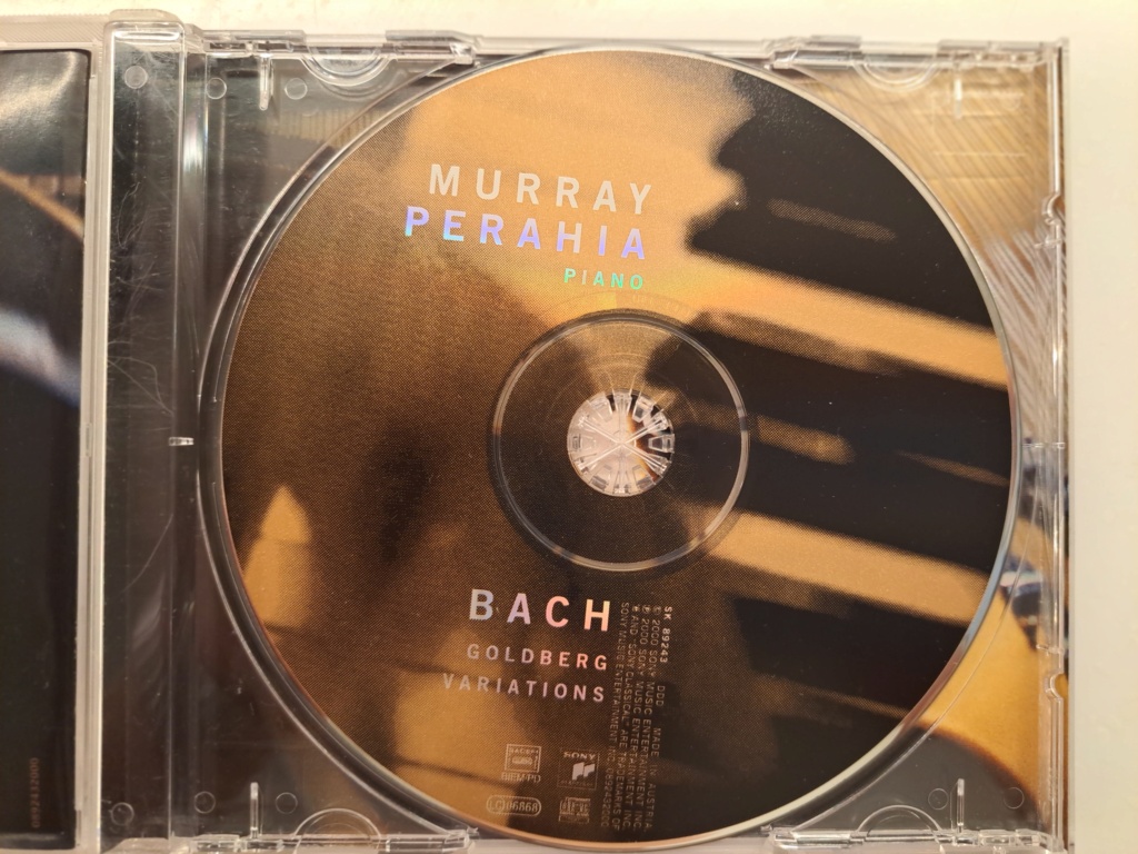 Bach: Goldberg Variations - Murray Perahia, solo piano.  2000 Sony Music.  Made in EU 20230994