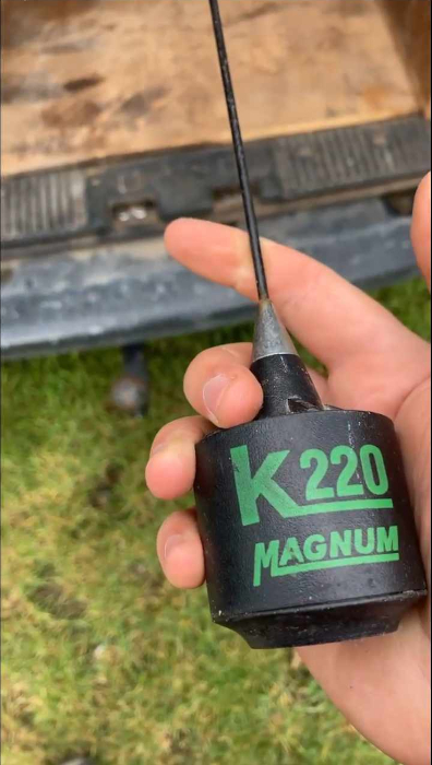 Magnum K220 (Antenne mobile) Magnum17