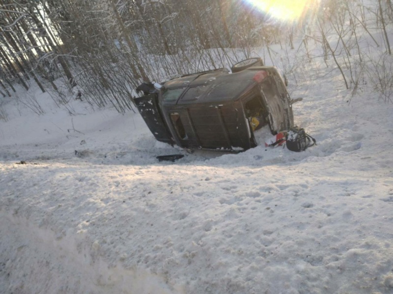 Жуткая авария в Семёновском районе — два человека погибли из-за вылетевшего на встречку водителя. Phot1351