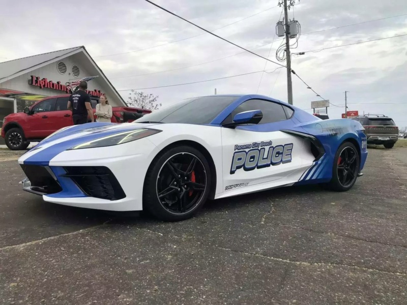 Полиция Флориды пересела на отобранный у драгдилера Chevrolet Corvette Phot1696