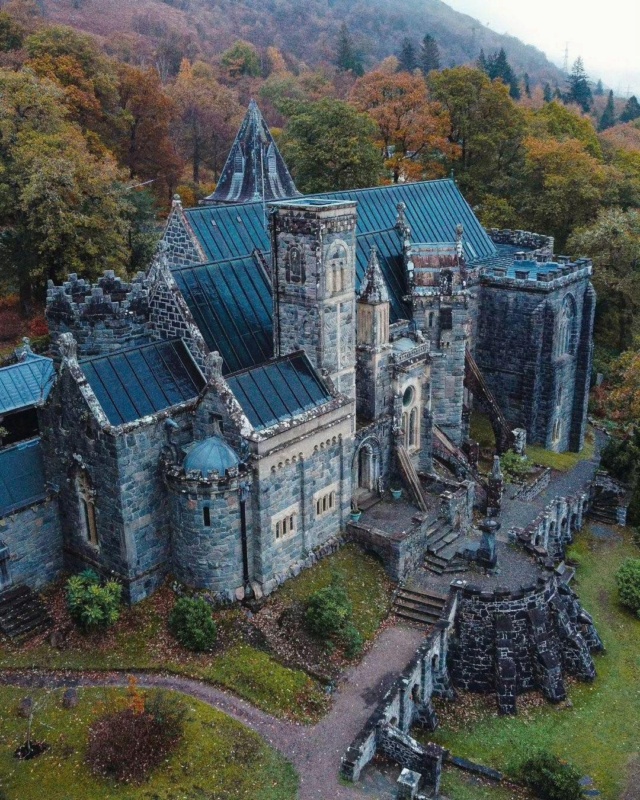 Церковь Святого Конана (St. Conans Kirk) в деревне Лох-Аве (Loch Awe), в Аргайл-энд-Бьют (Argyll and Bute), Шотланди Photo433