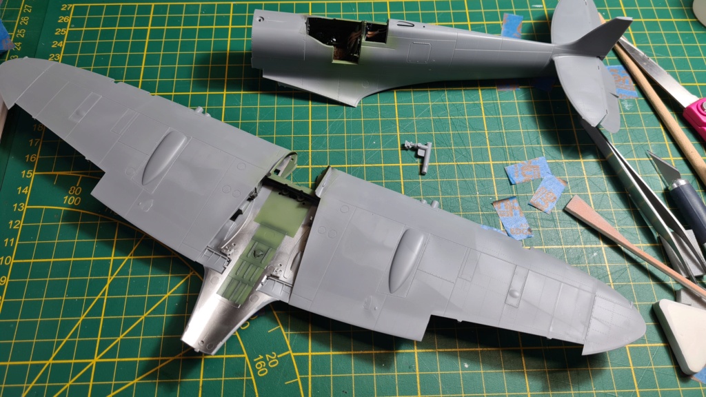 [TAMIYA] 1/32 - Supermarine Spitfire MK.IXc 20240910