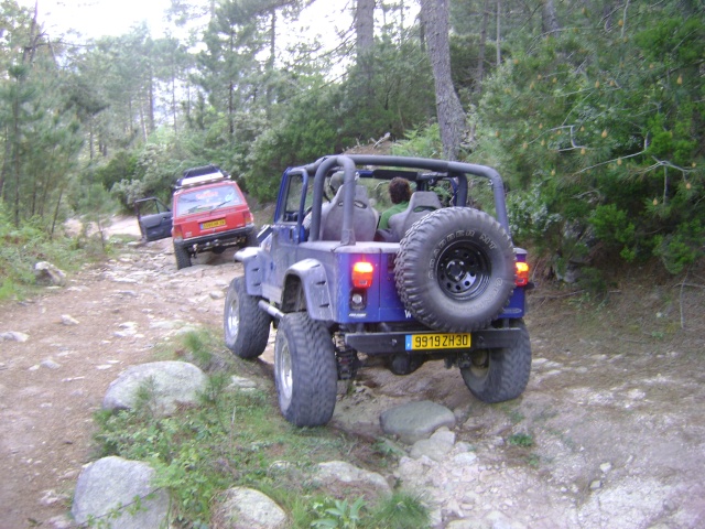 CJRA 7 - Le Raid Jeep en Corse! du 20 au 24 mai 2009 - Page 2 Dsc01312