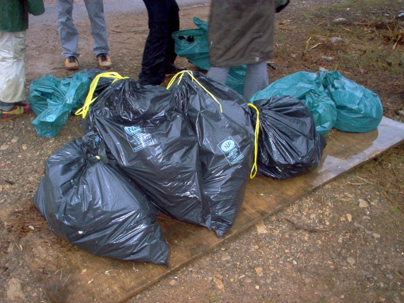 28 Mars 2009 : 2ème journée de nettoyage à Poussan Im000416