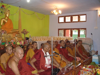 MYANMAR Donates Kathin Robes & Buddha Idols to Assam Dsc02117
