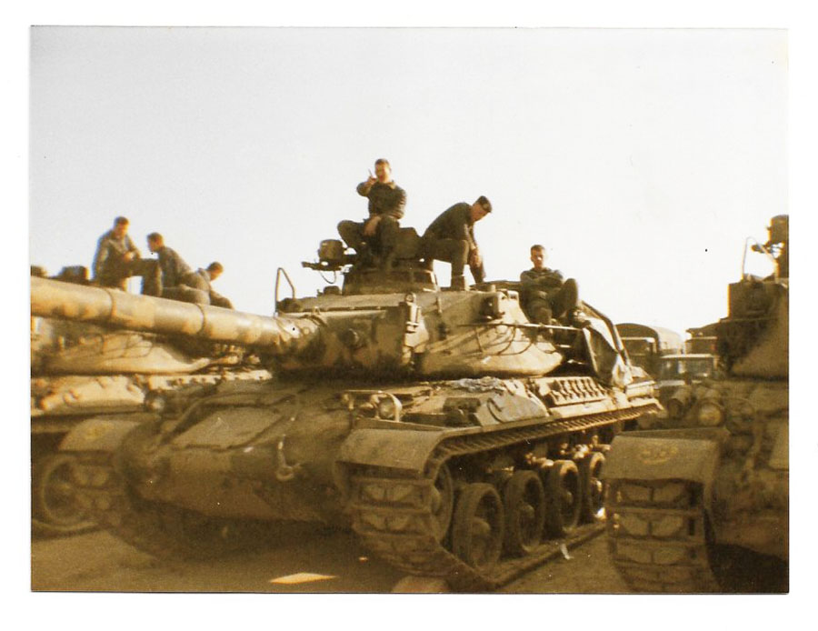 Char de combat AMX 30/105 du 11ème Chasseurs à BERLIN Réf 56899. 74693210
