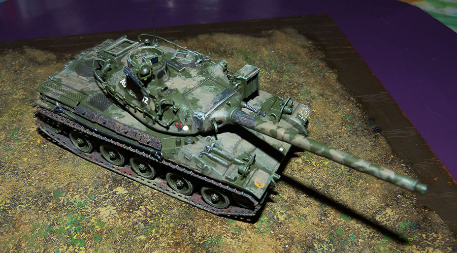 [Heller] AMX 30 "Austerlitz" avec camouflage manoeuvres. Amx30_92