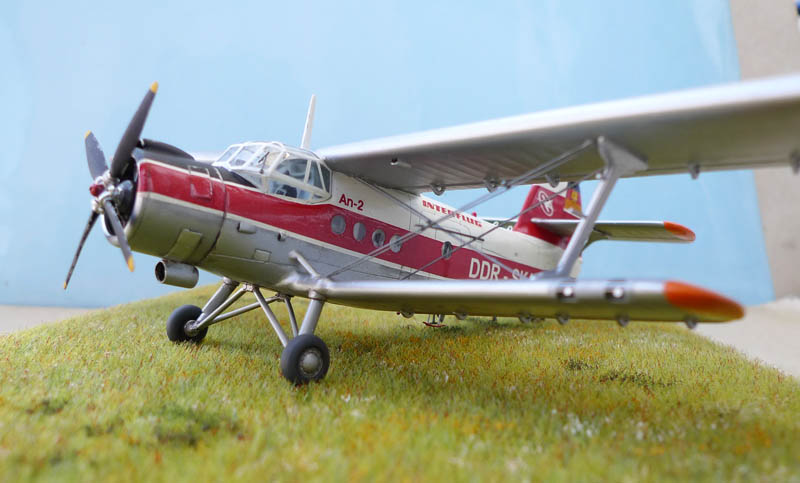 [Italeri] Antonov 2 "Interflug". Ant2_016