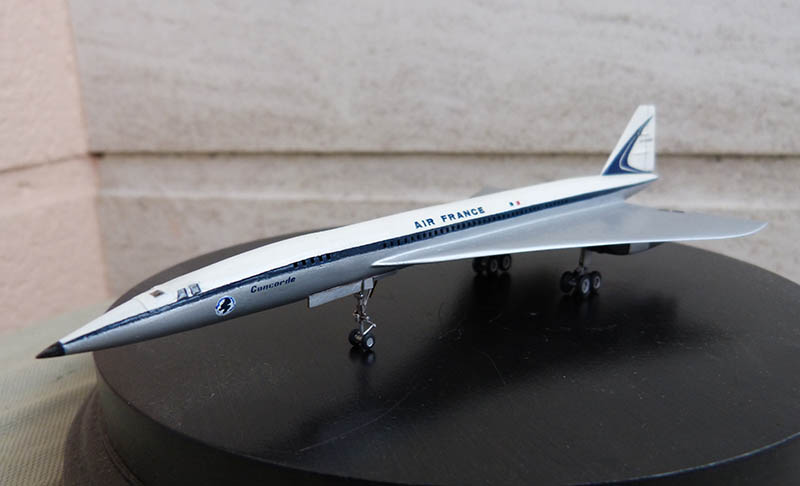SUD AVIATION - BRITISH AIRCRAFT CORPORATION CONCORDE Cie AIR FRANCE 1/300ème Réf CADET L 006 - Page 2 Concor69