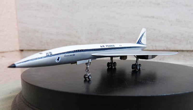 SUD AVIATION - BRITISH AIRCRAFT CORPORATION CONCORDE Cie AIR FRANCE 1/300ème Réf CADET L 006 - Page 2 Concor71