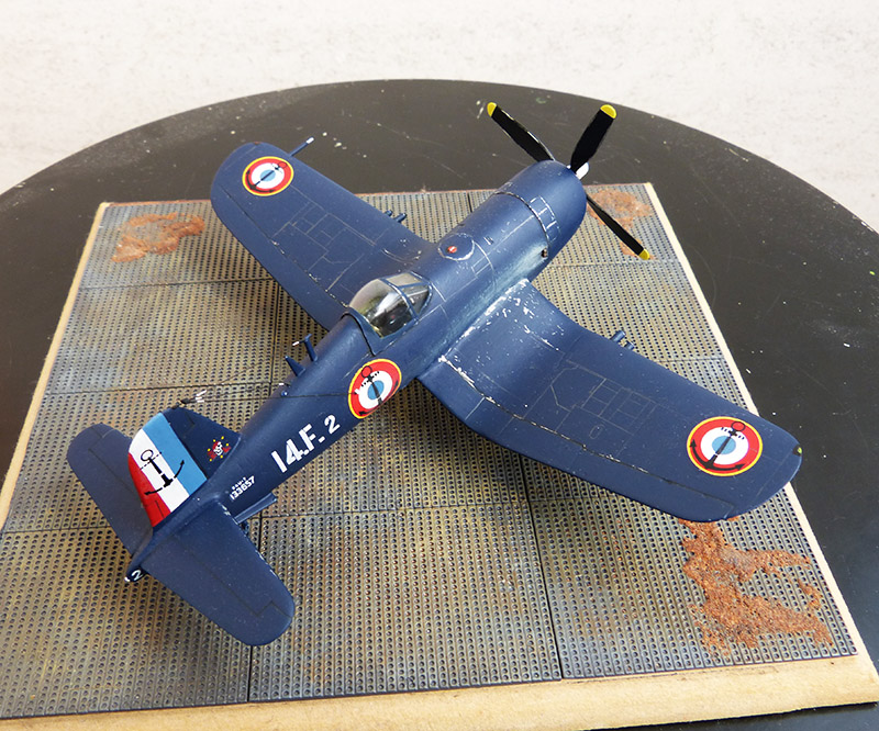 [High Planes Models] Corsair F4U7 de "La Royale"- Terminé. - Page 2 Corsai77