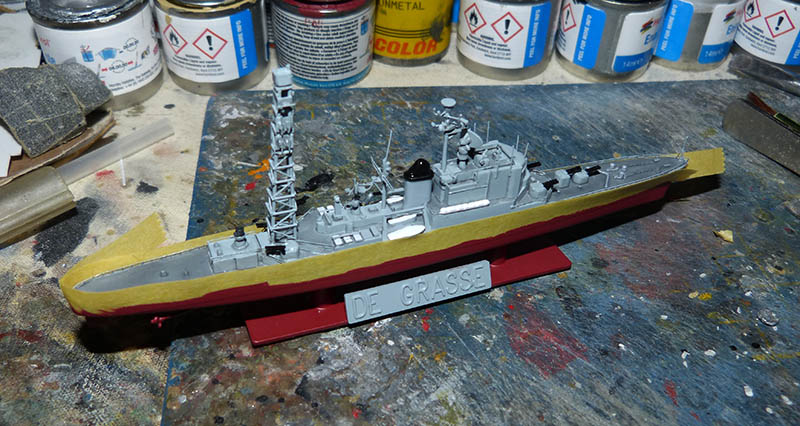 Croiseur anti-aérien C610 DE GRASSE version atomique MURUROA conversion Cadet 1/1400ème Réf 49023 Degras49