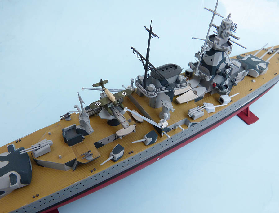 *1/400     Fil rouge 2020 : Croiseur lourd "Graf Spee"       (Heller) - Page 2 Grafsp85