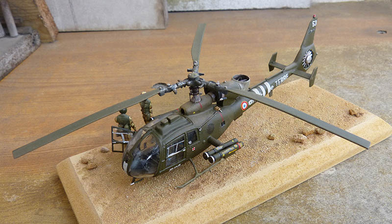 [Airfix] Gazelle "Daguet" en Irak. Hot_7911