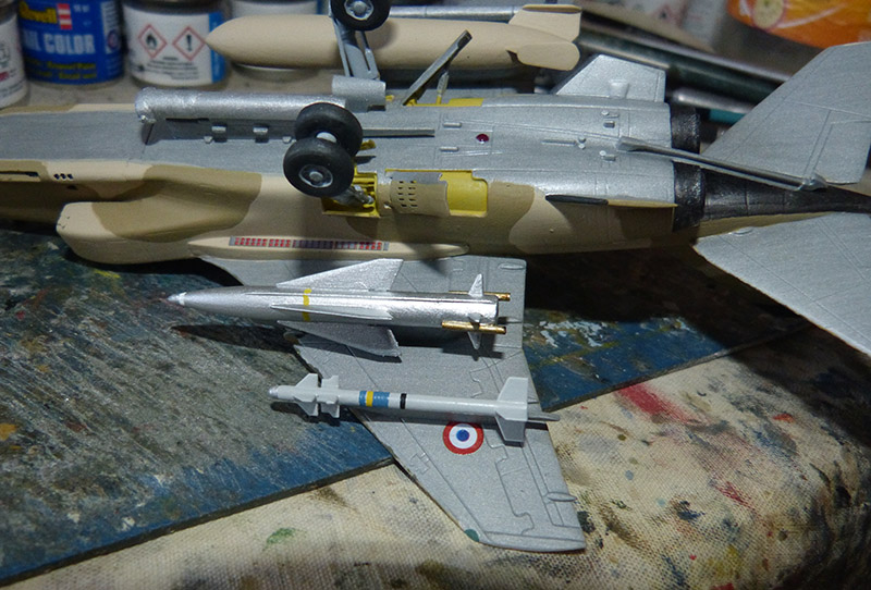 [ITALERI] SEPECAT JAGUAR A Opération DAGUET Réf 1386 - Page 2 Jaguar50