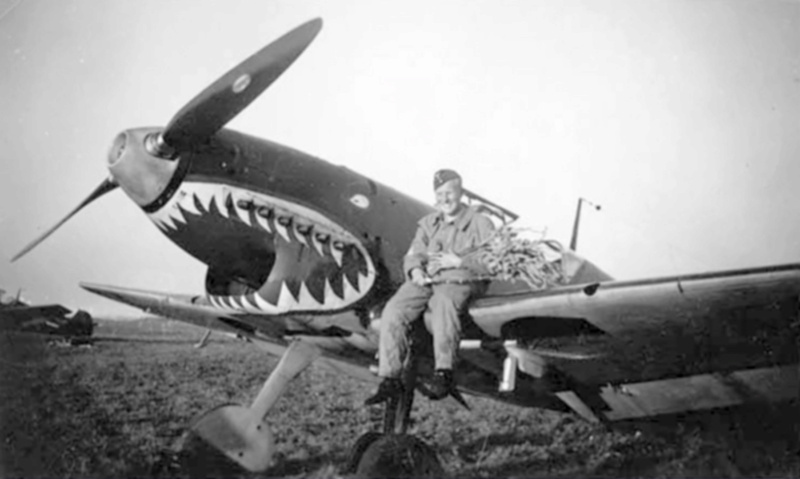 GUERRE DECORATION AVEC DES DENTS [AVIS] Me 109 C-1 en 1939. Me109c17