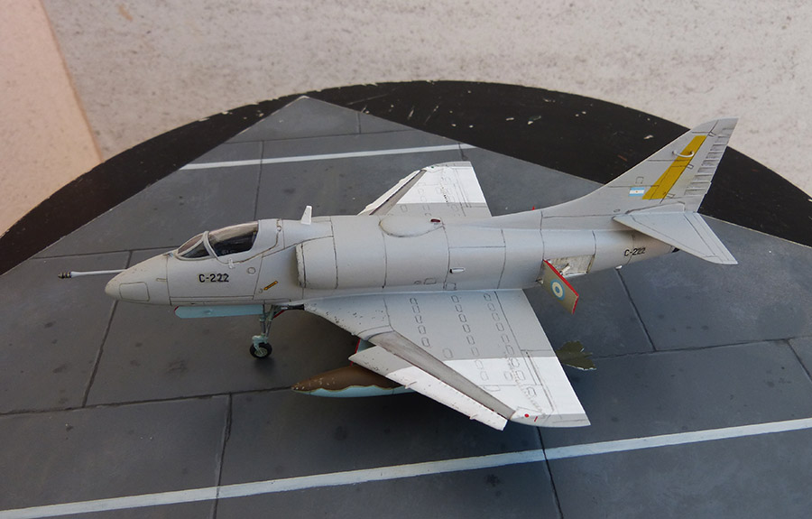 [Airfix] "El Tordillo de las Malvinas" - A-4P Skyhawk Argentin.   FINI.  P1520733