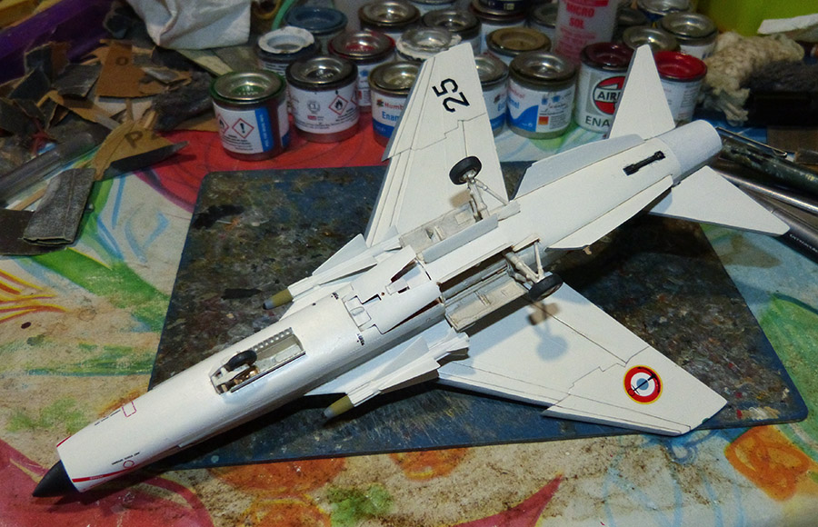 LING TEMCO VOUGHT F8 CRUSADER de la Royale (Lann Bihoué 1973) Réf 259 P1530014