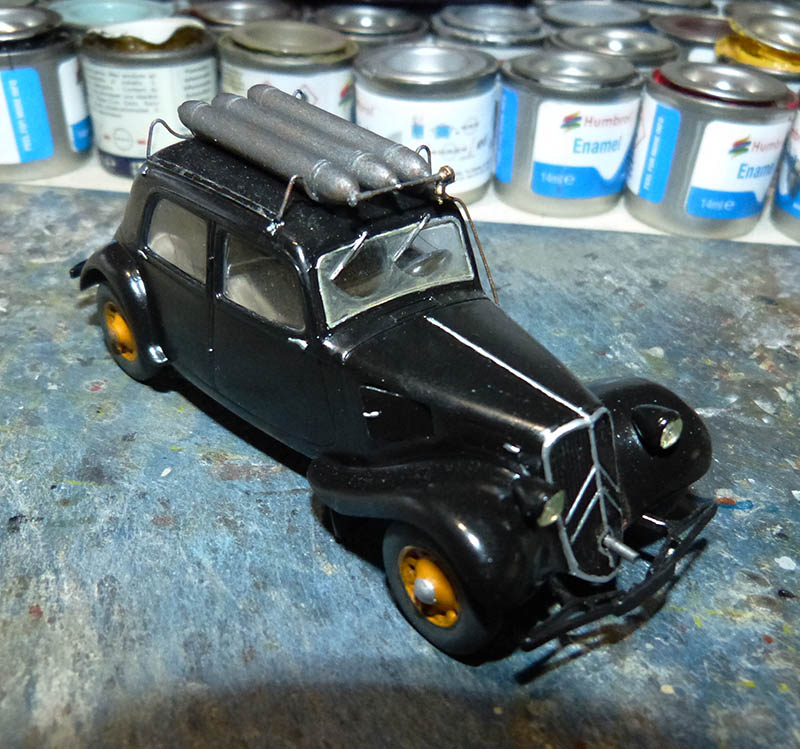 (1/43e) Citroen Traction 11CV "Les Truands" en 1944. Ref : 80159 - Page 2 Tract101