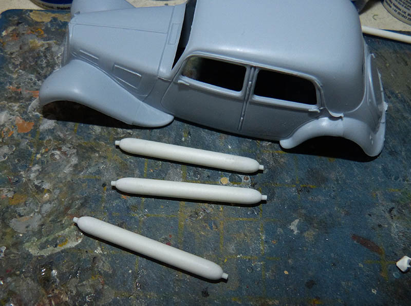 (1/43e) Citroen Traction 11CV "Les Truands" en 1944. Ref : 80159 Tracti14