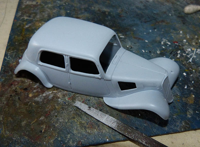 (1/43e) Citroen Traction 11CV "Les Truands" en 1944. Ref : 80159 Tracti36