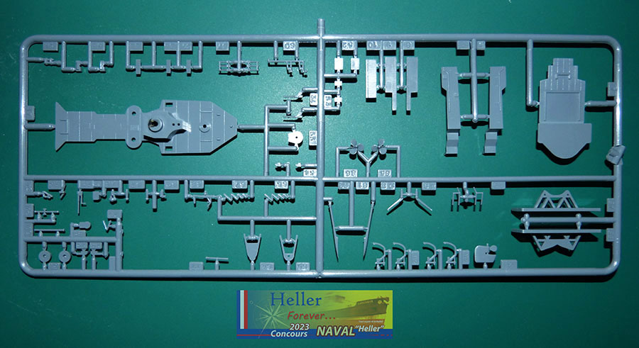 Aviso Escorteur F725 VICTOR SCHOELCHER classe COMMANDANT RIVIERE 1/400ème Réf L539 Vs_0310