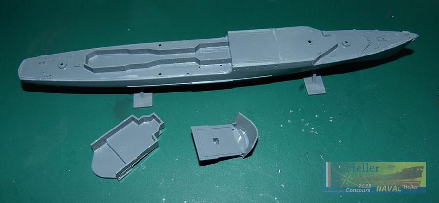 Aviso Escorteur F725 VICTOR SCHOELCHER classe COMMANDANT RIVIERE 1/400ème Réf L539 Vs_2110
