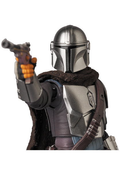 The Mandalorian Beskar Armor & The Child Figure - Medicom 0157_210