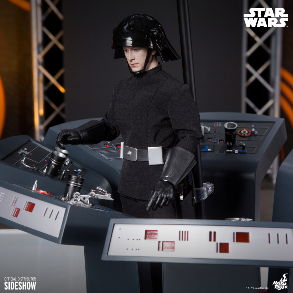 Death Star Trooper and Detention Block Control Console Figure - Hot Toys 20230712