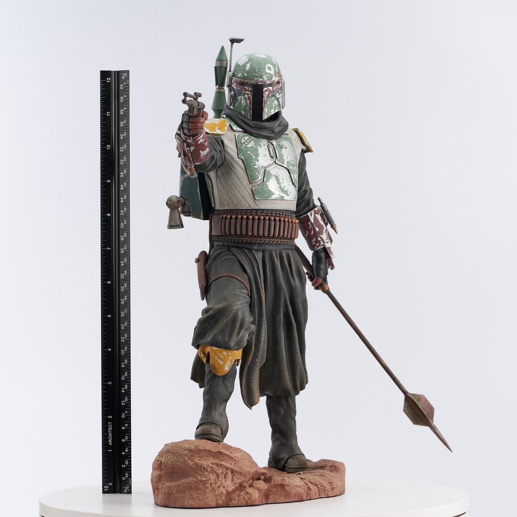 Star Wars: The Mandalorian - Boba Fett Milestones Statue - Gentle Giant Boba_243