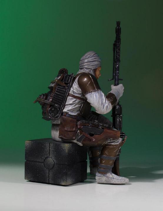 Gentle Giant - Dengar Collector's Gallery statue Dengar16