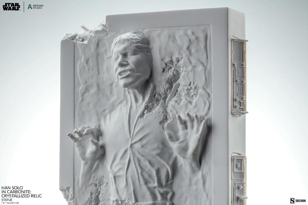 Han Solo in Carbonite Crystallized Relic Statue - Sideshow  Han_so61