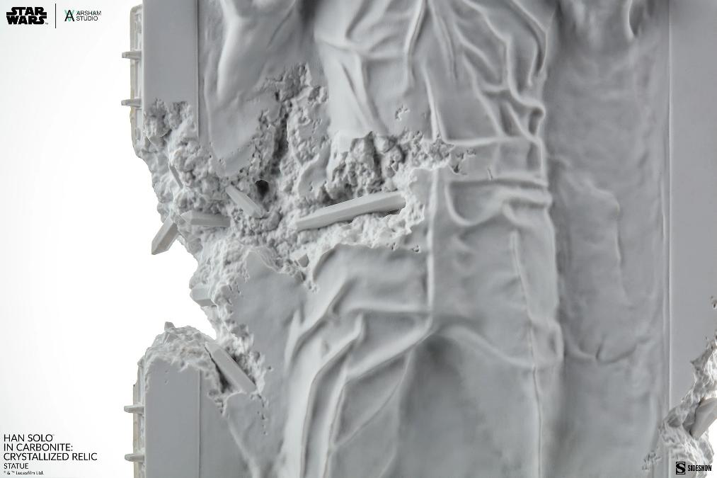 Han Solo in Carbonite Crystallized Relic Statue - Sideshow  Han_so67