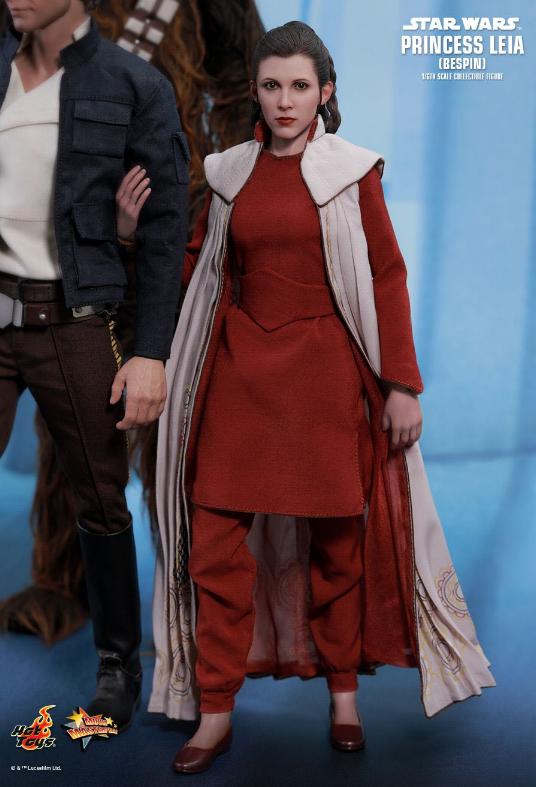 Hot Toys Star Wars - Princess Leia (Bespin) Sixth Scale Fig. Leia_b13