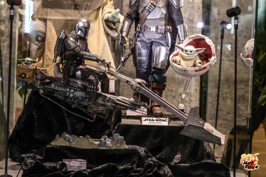 The Mandalorian Beskar Armor & Speeder 1/6 scale - Hot Toys Mando_13