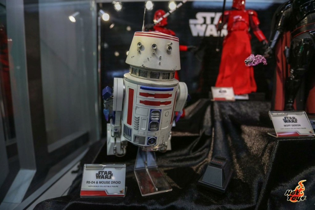 R5-D4 Sixth Scale Figure - Hot Toys Star Wars R5d411