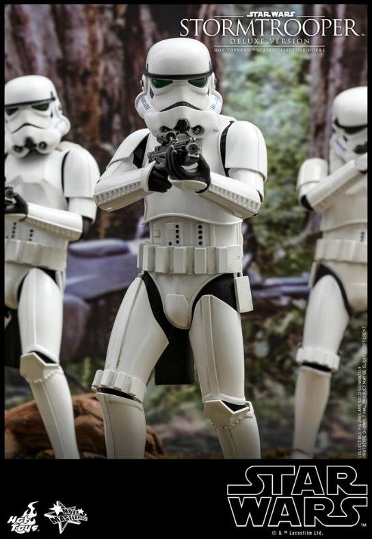 Hot Toys - Stormtrooper 1:6 Collectible Figure (Deluxe) Stormt17