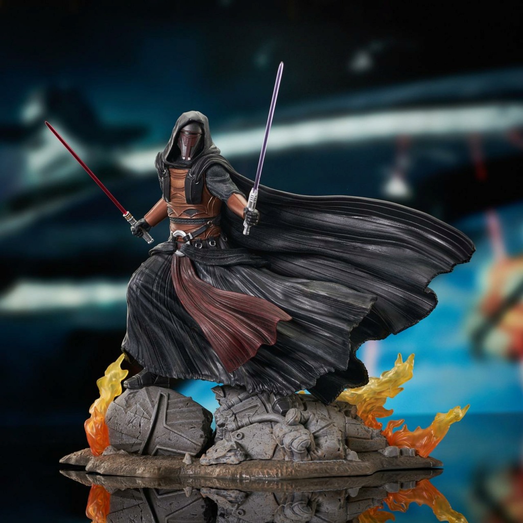 Star Wars Knights of the Old Republic - Darth Revan - Gentle Giant Sw_dar19