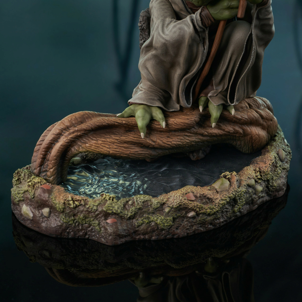 Star Wars: The Empire Strikes Back - Yoda Milestones Statue - Gentle Giant  Sw_yod18