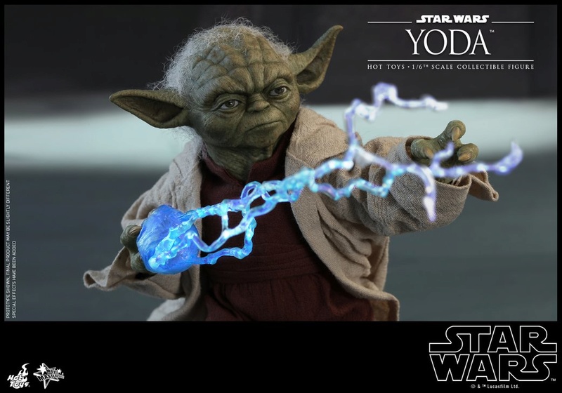 Hot Toys SW EP 2 - 1/6th scale Yoda Collectible Figure. Yoda_e29